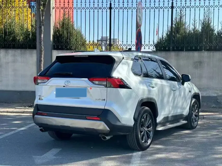 2023 Toyota RAV4 2.0L 171HP L4 CVT,autocango,china used car exporter,china ev exporter,chinese used car exporter,chinese used ev exporter