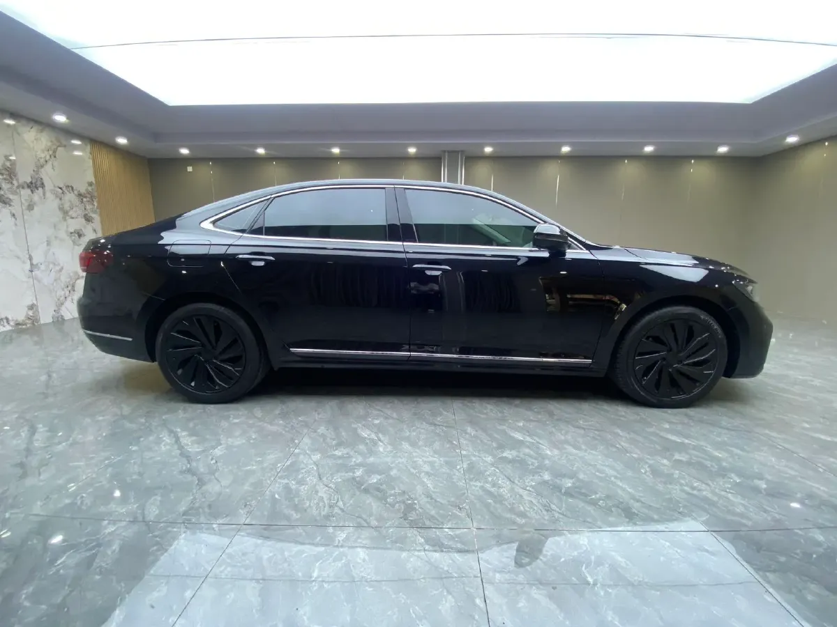 2022 Skoda Kodiak GT 2.0T 186HP L4 7DCT,autocango,china used car exporter,china ev exporter,chinese used car exporter,chinese used ev exporter