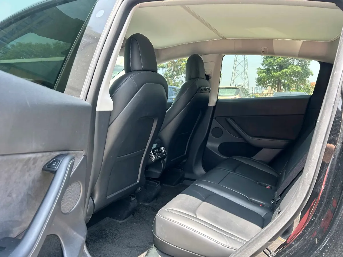 2021 Tesla Model Y BEV 60KWH,autocango,china used car exporter,china ev exporter,chinese used car exporter,chinese used ev exporter