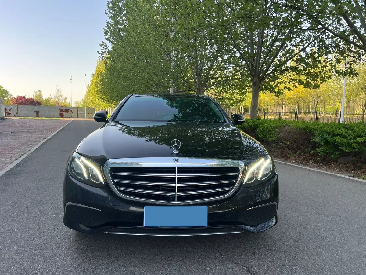 2020 Mercedes-Benz E Class 2.0T 258HP L4 9AT,autocango,china used car exporter,china ev exporter,chinese used car exporter,chinese used ev exporter