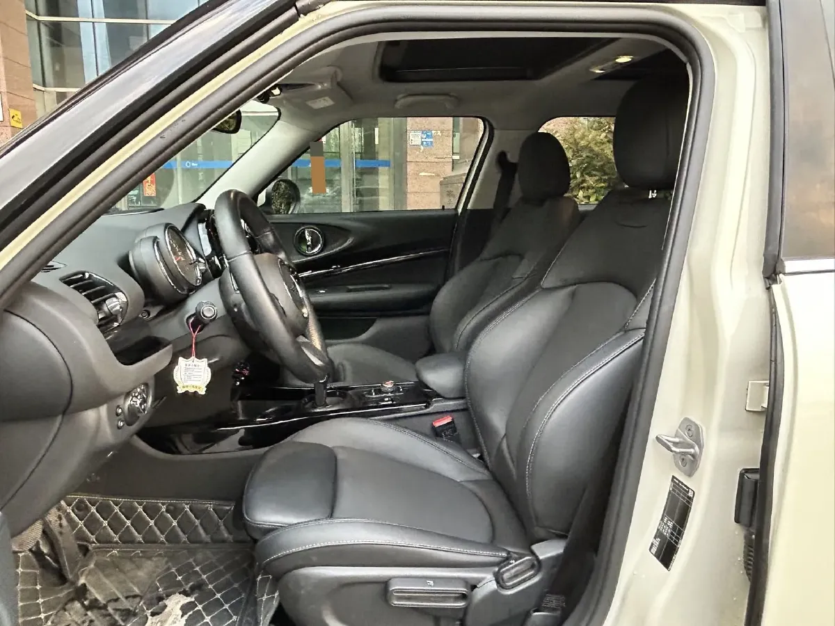 2022 MINI CLUBMAN 1.5T 102HP L3 7DCT,autocango,china used car exporter,china ev exporter,chinese used car exporter,chinese used ev exporter