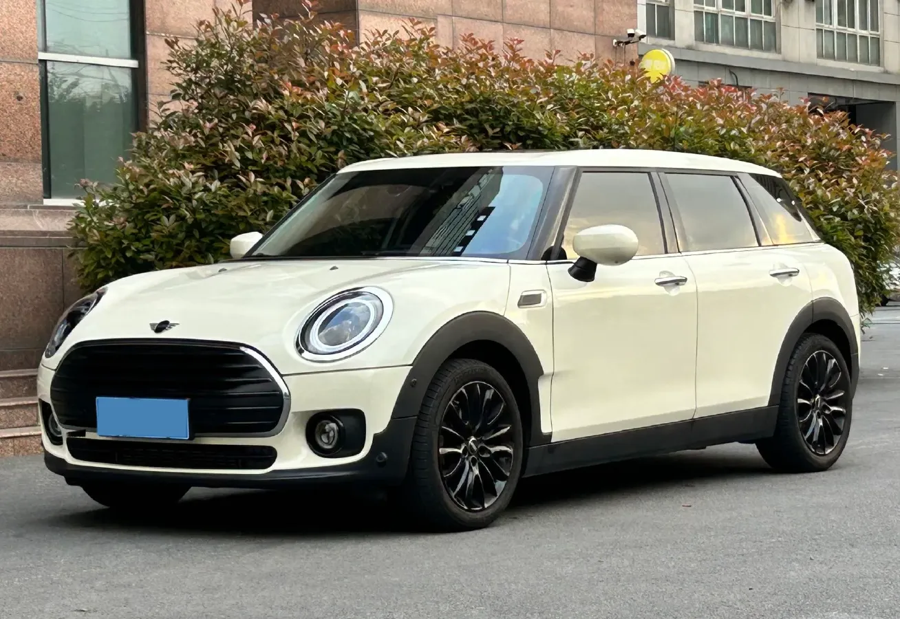 2022 MINI CLUBMAN 1.5T 102HP L3 7DCT,autocango,china used car exporter,china ev exporter,chinese used car exporter,chinese used ev exporter