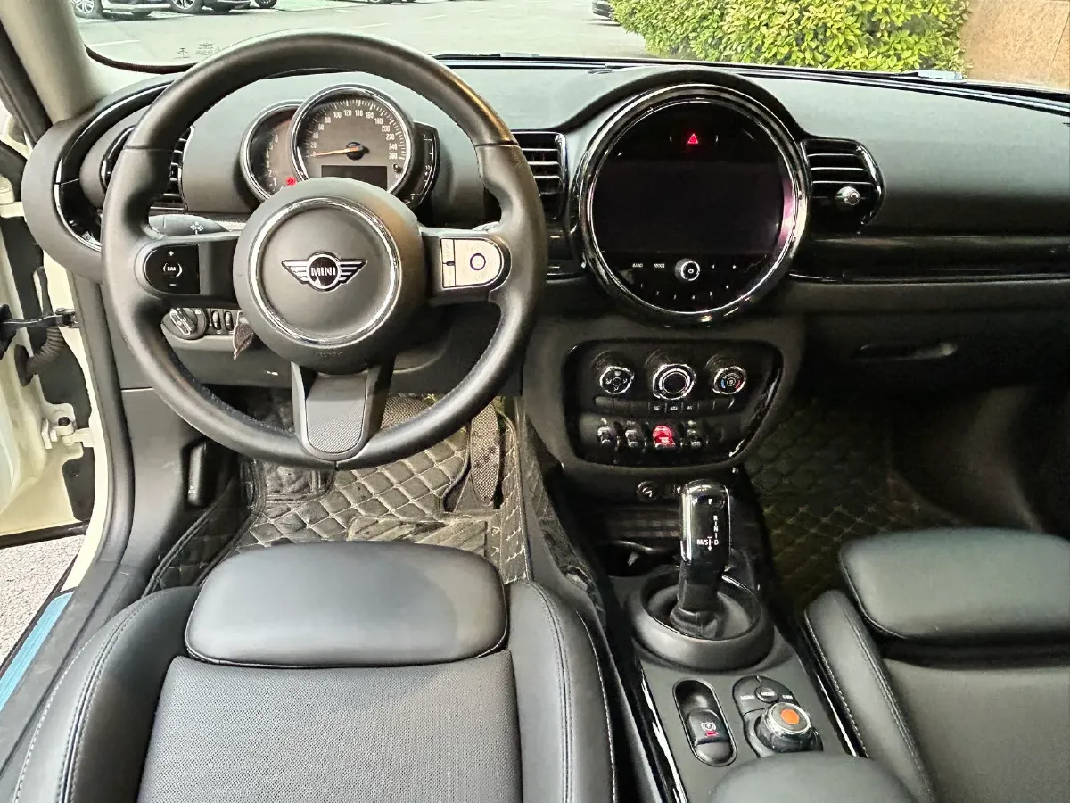 2022 MINI CLUBMAN 1.5T 102HP L3 7DCT,autocango,china used car exporter,china ev exporter,chinese used car exporter,chinese used ev exporter