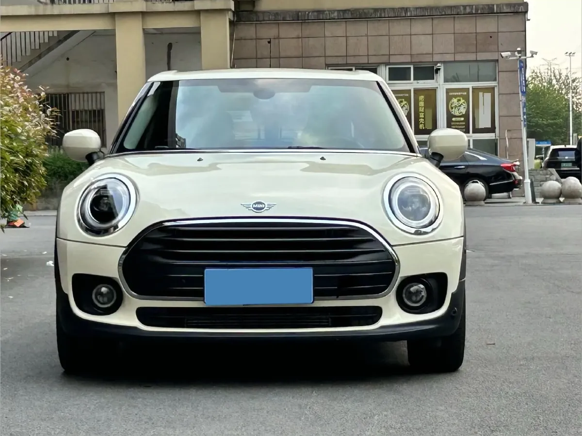 2022 MINI CLUBMAN 1.5T 102HP L3 7DCT,autocango,china used car exporter,china ev exporter,chinese used car exporter,chinese used ev exporter