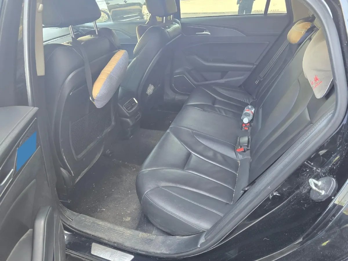 2020 HongQi H5 1.5T 169HP L4 7DCT,autocango,china used car exporter,china ev exporter,chinese used car exporter,chinese used ev exporter