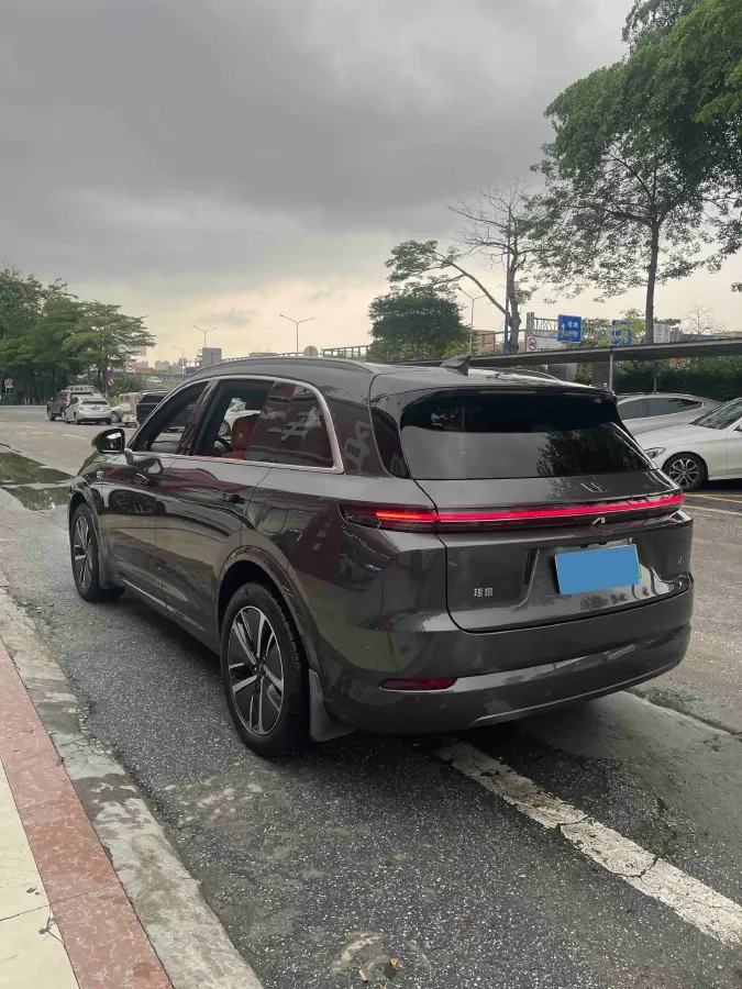 2024 Li L7 Range Extended 154HP REEV 42.8KWH,autocango,china used car exporter,china ev exporter,chinese used car exporter,chinese used ev exporter