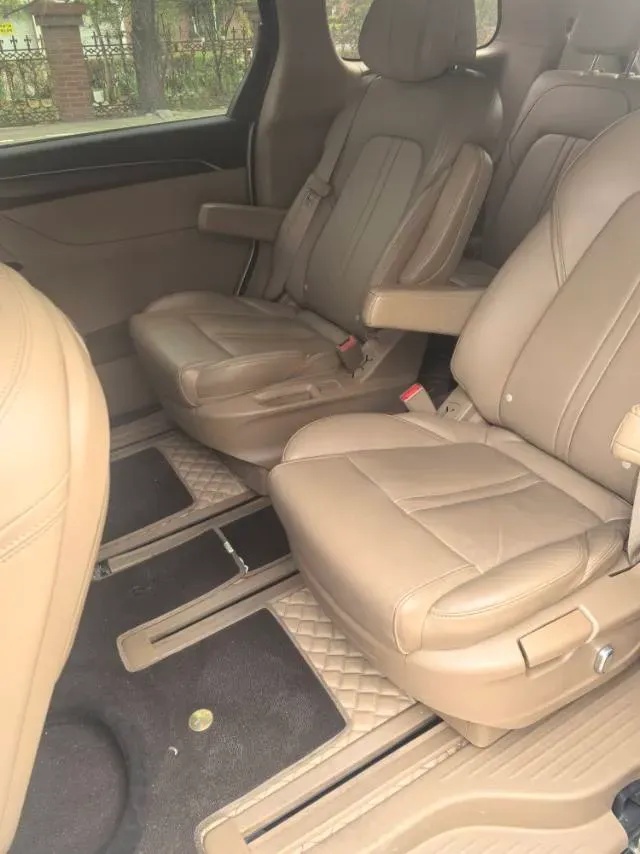 2021 Buick GL8 2.0T 237HP L4 9AT,autocango,china used car exporter,china ev exporter,chinese used car exporter,chinese used ev exporter