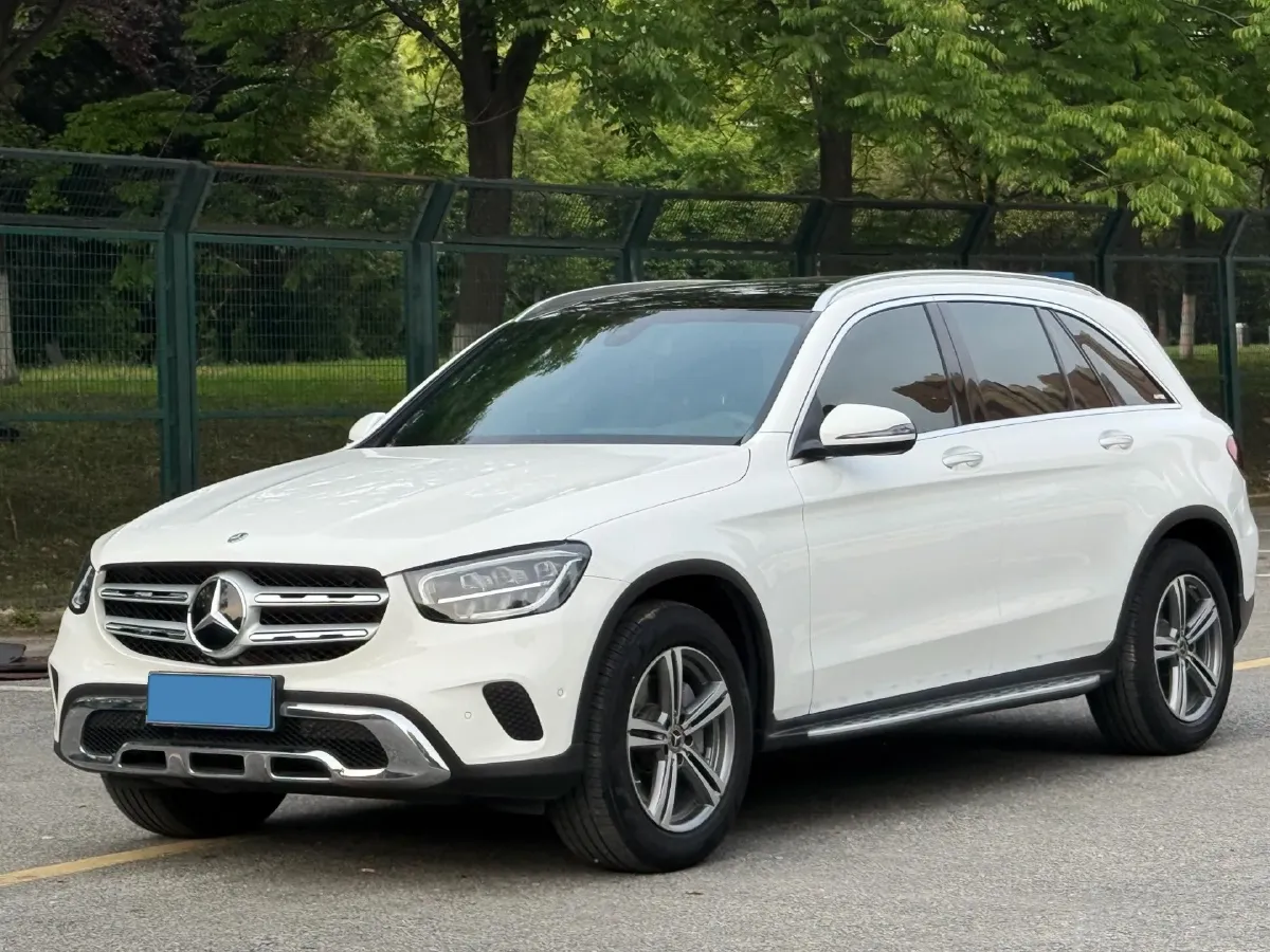 2021 Mercedes-Benz GLC Class 2.0T 197HP L4 9AT,autocango,china used car exporter,china ev exporter,chinese used car exporter,chinese used ev exporter