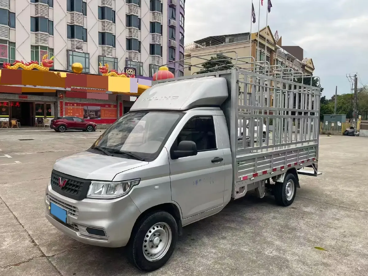 2022 WuLing RongGuang New Truck 1.8L 125HP L4 5MT,autocango,china used car exporter,china ev exporter,chinese used car exporter,chinese used ev exporter