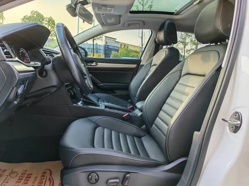 2019 Volkswagen Passat 1.4T 150HP L4 7DCT,autocango,china used car exporter,china ev exporter,chinese used car exporter,chinese used ev exporter