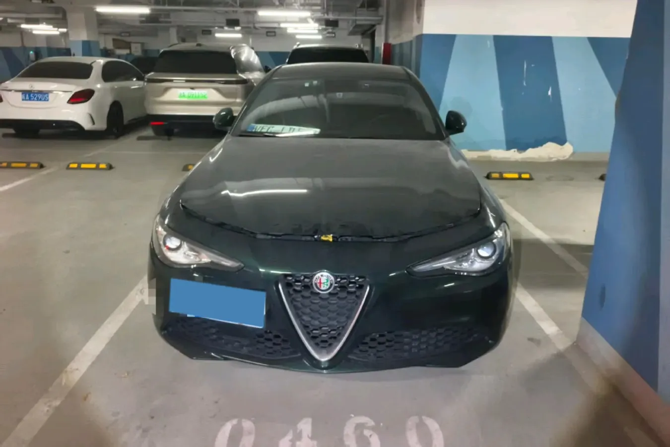 2021 Alfa Romeo Giulia 2.0T 280HP L4 8AT,autocango,china used car exporter,china ev exporter,chinese used car exporter,chinese used ev exporter