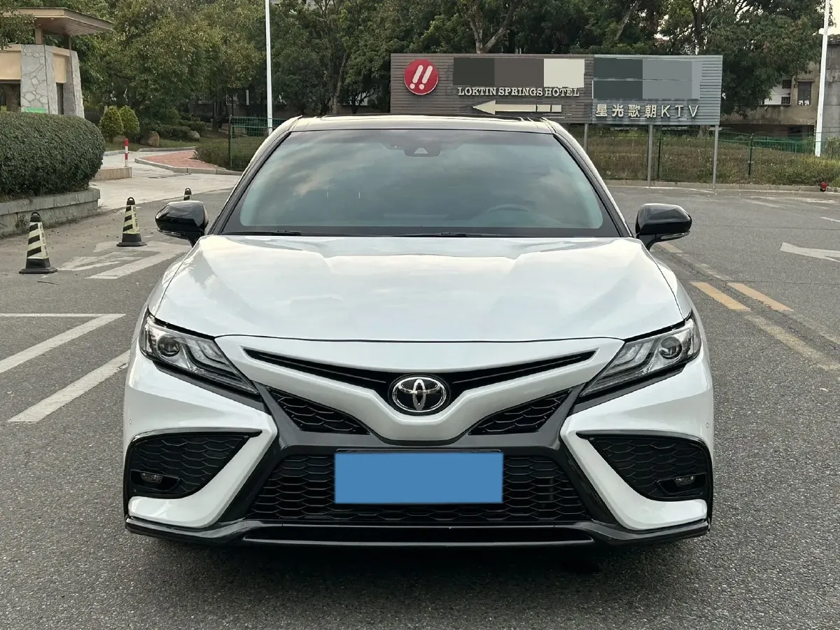 2022 Toyota Camry 2.0L 178HP L4 CVT,autocango,china used car exporter,china ev exporter,chinese used car exporter,chinese used ev exporter