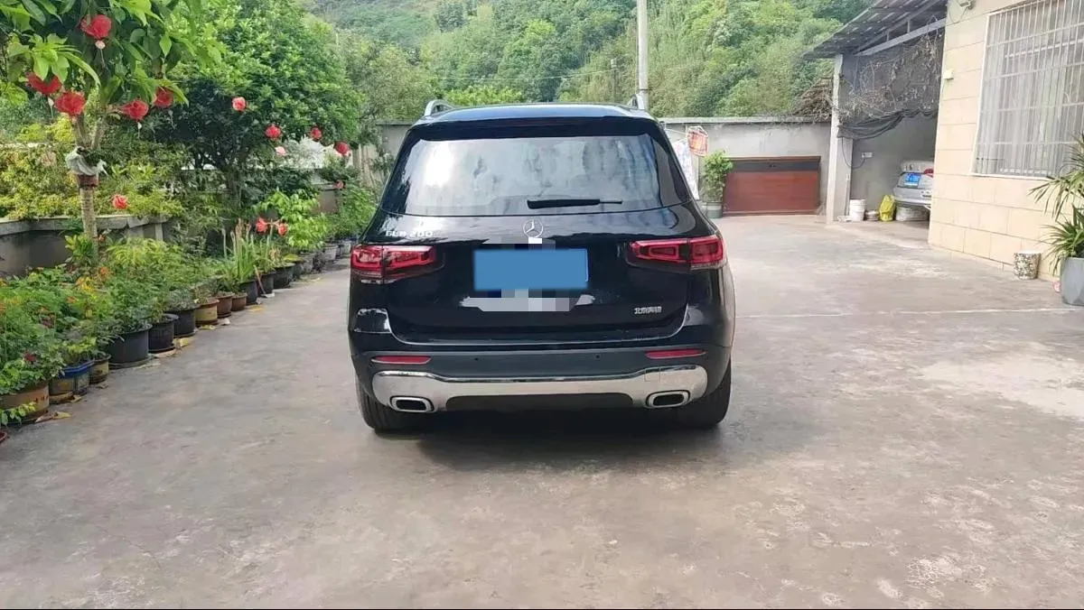 2021 Mercedes-Benz GLB Class 1.3T 163HP L4 7DCT,autocango,china used car exporter,china ev exporter,chinese used car exporter,chinese used ev exporter