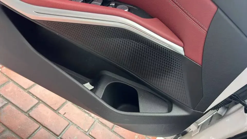 2024 BMW 3 Series 2.0T 184HP L4 8AT,autocango,china used car exporter,china ev exporter,chinese used car exporter,chinese used ev exporter