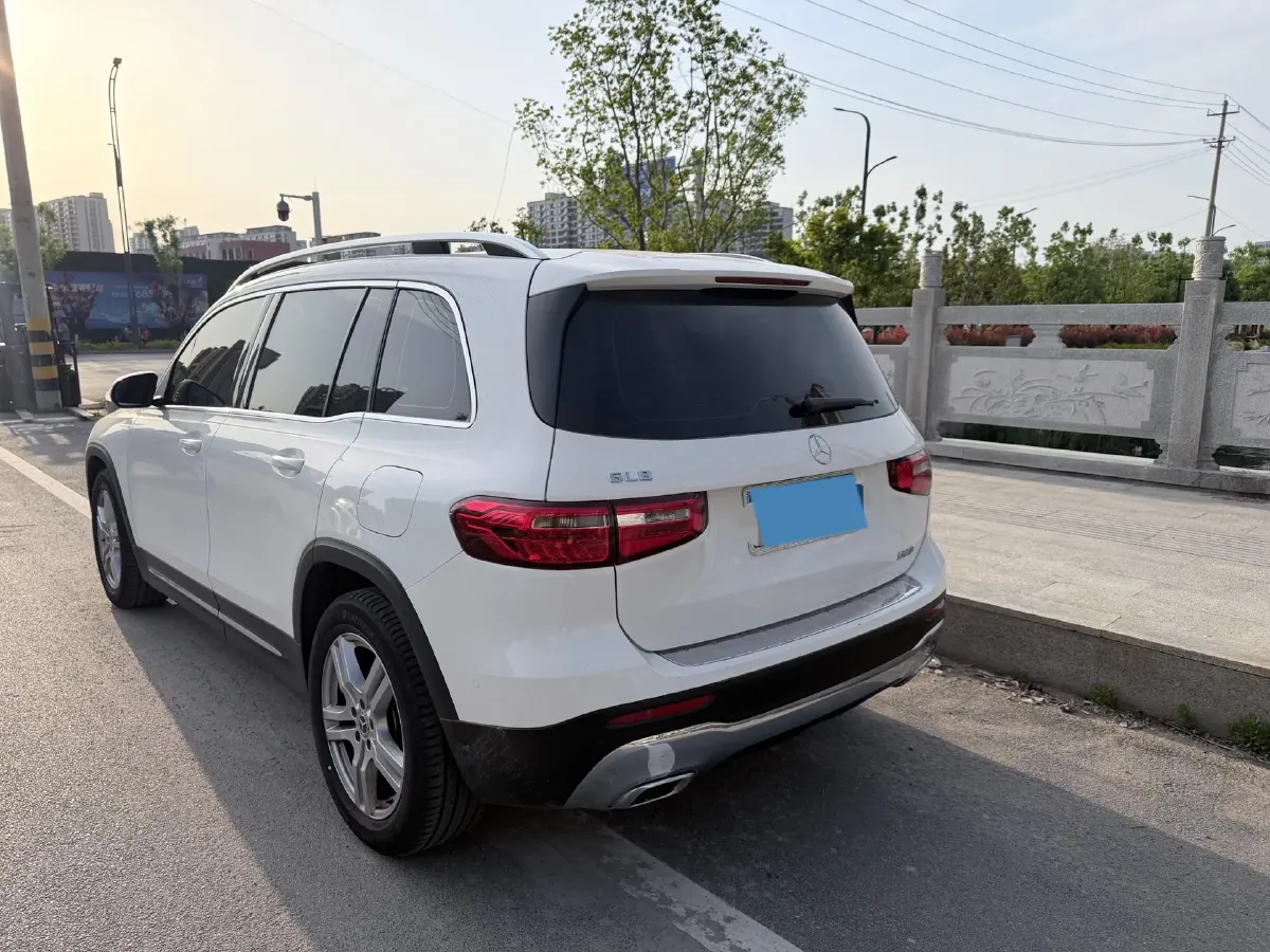 2020 Mercedes-Benz GLB Class 1.3T 136HP L4 7DCT,autocango,china used car exporter,china ev exporter,chinese used car exporter,chinese used ev exporter