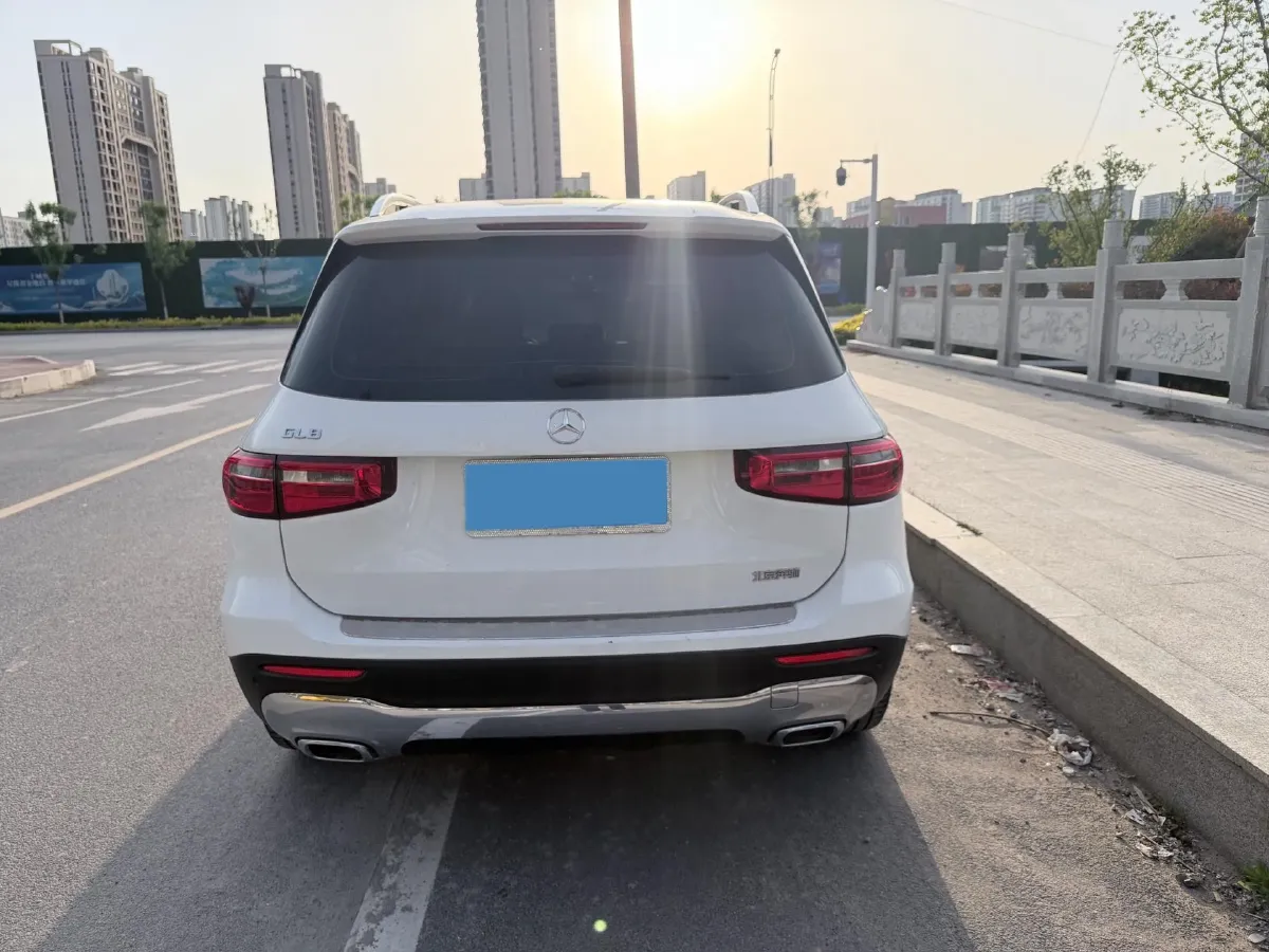 2020 Mercedes-Benz GLB Class 1.3T 136HP L4 7DCT,autocango,china used car exporter,china ev exporter,chinese used car exporter,chinese used ev exporter