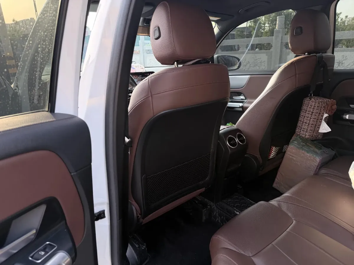 2020 Mercedes-Benz GLB Class 1.3T 136HP L4 7DCT,autocango,china used car exporter,china ev exporter,chinese used car exporter,chinese used ev exporter