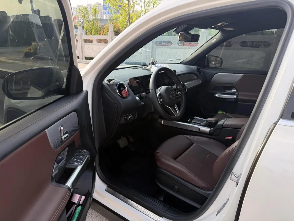 2020 Mercedes-Benz GLB Class 1.3T 136HP L4 7DCT,autocango,china used car exporter,china ev exporter,chinese used car exporter,chinese used ev exporter