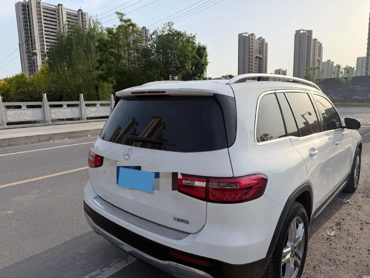 2020 Mercedes-Benz GLB Class 1.3T 136HP L4 7DCT,autocango,china used car exporter,china ev exporter,chinese used car exporter,chinese used ev exporter