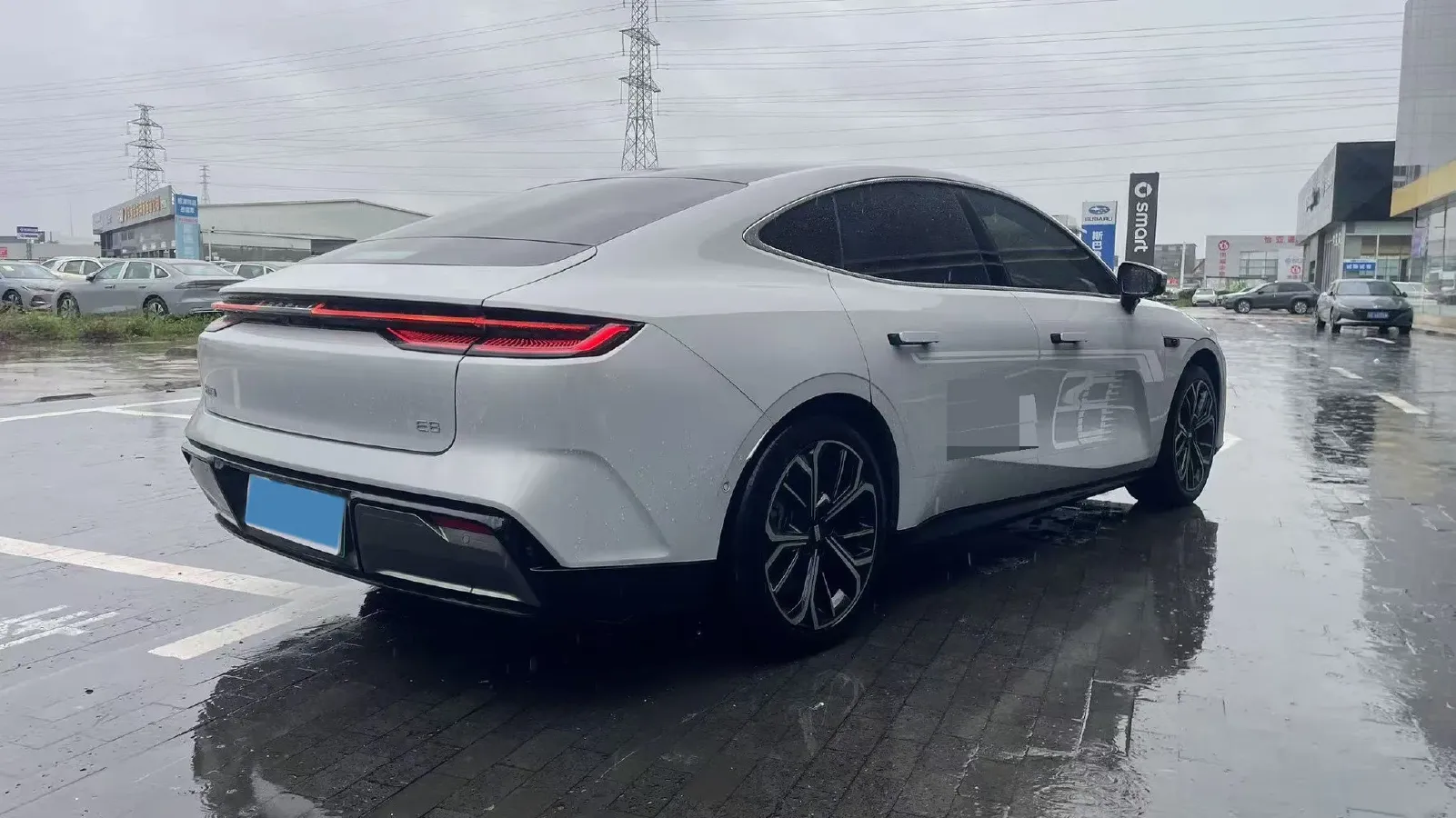 2025 Geely Galaxy E8 BEV 76KWH,autocango,china used car exporter,china ev exporter,chinese used car exporter,chinese used ev exporter