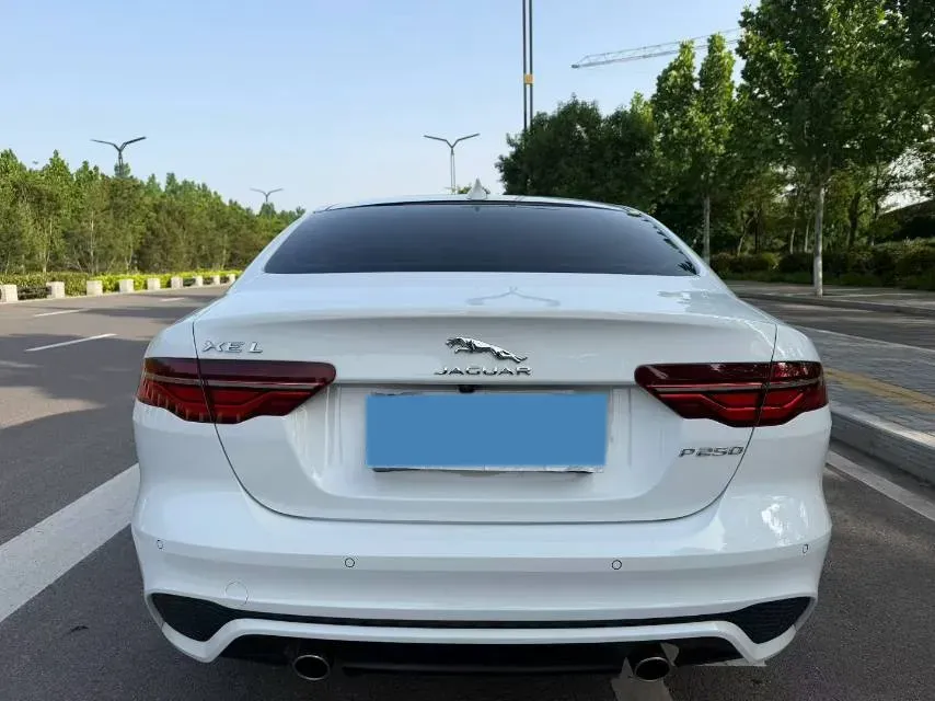 2023 Jaguar XEL 2.0T 250HP L4 8AT,autocango,china used car exporter,china ev exporter,chinese used car exporter,chinese used ev exporter