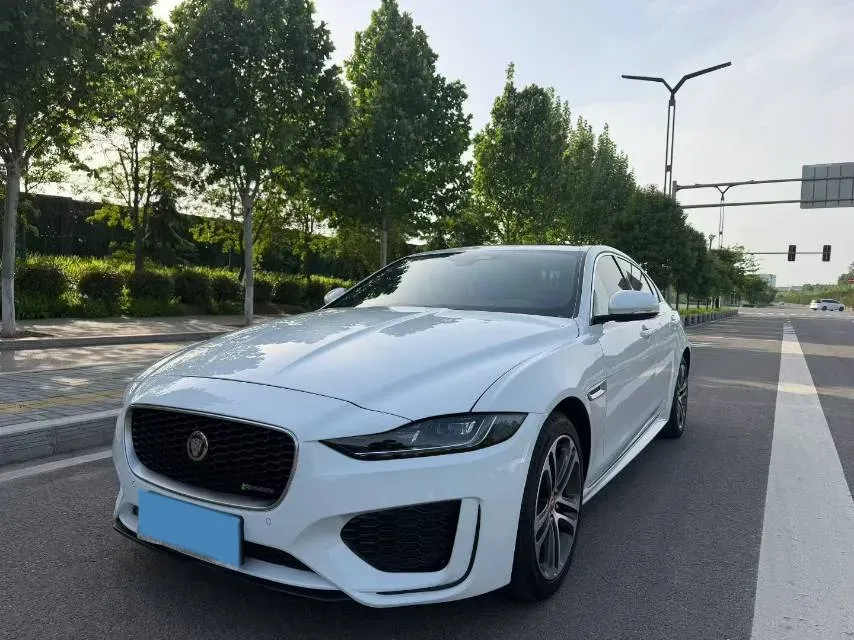 2023 Jaguar XEL 2.0T 250HP L4 8AT,autocango,china used car exporter,china ev exporter,chinese used car exporter,chinese used ev exporter