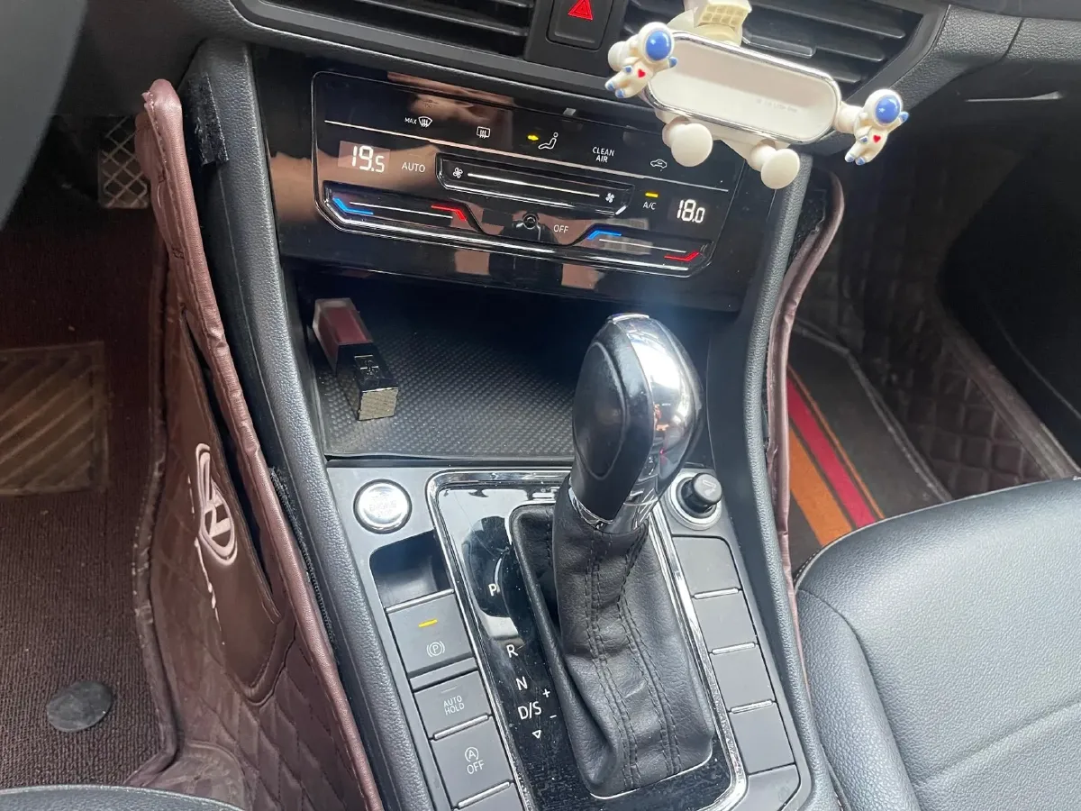 2020 Volkswagen Bora 1.5L 113HP L4 6AT,autocango,china used car exporter,china ev exporter,chinese used car exporter,chinese used ev exporter