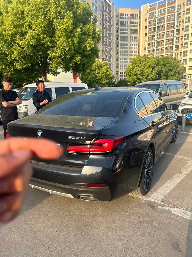 2021 BMW 5 Series 2.0T 252HP L4 8AT,autocango,china used car exporter,china ev exporter,chinese used car exporter,chinese used ev exporter