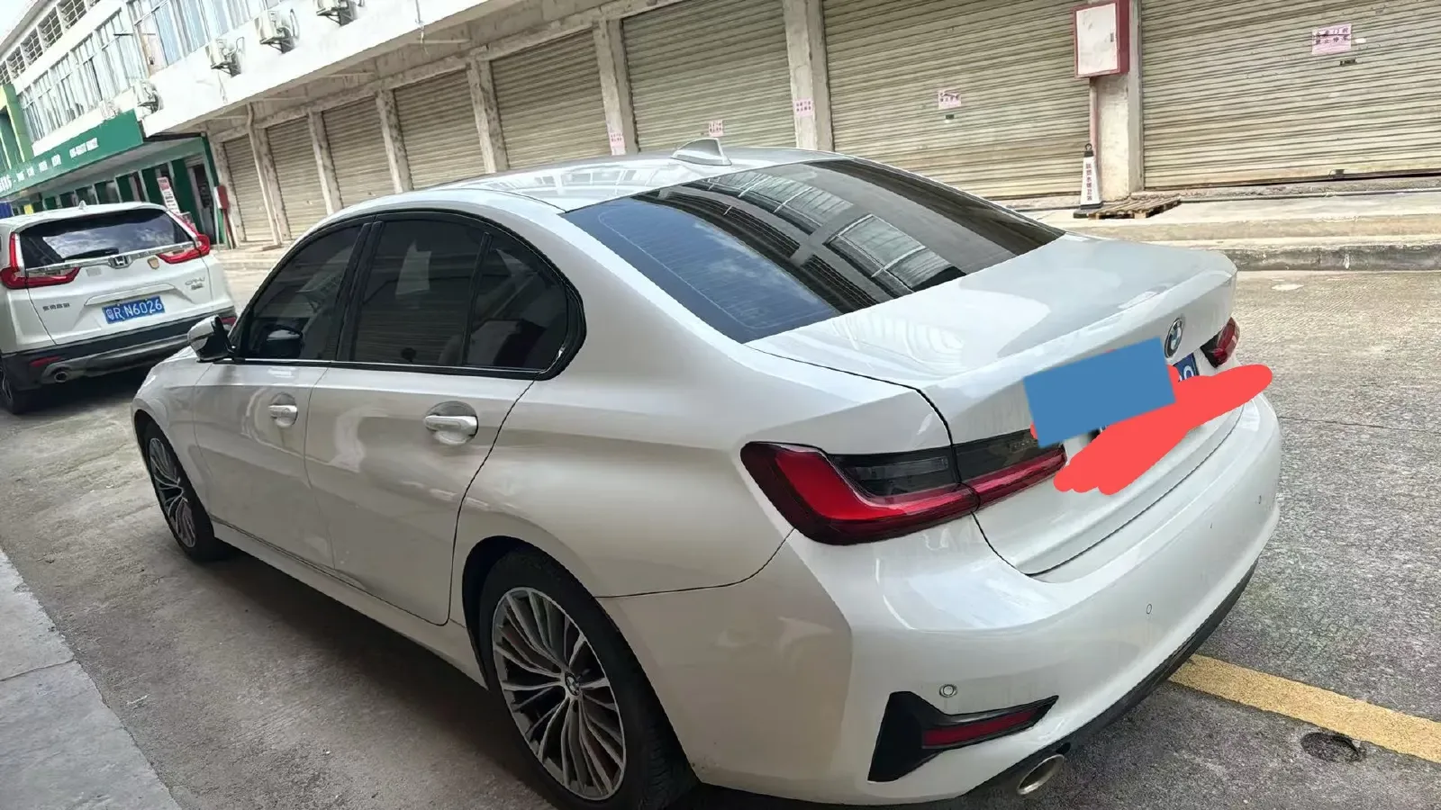 2022 BMW 3 Series 2.0T 156HP L4 8AT,autocango,china used car exporter,china ev exporter,chinese used car exporter,chinese used ev exporter