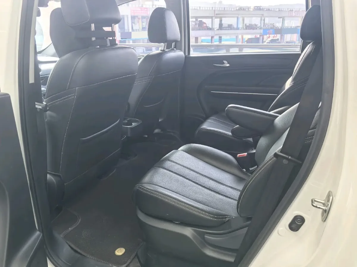 2021 GAC Trumpchi M6 1.5T 169HP L4 7DCT,autocango,china used car exporter,china ev exporter,chinese used car exporter,chinese used ev exporter