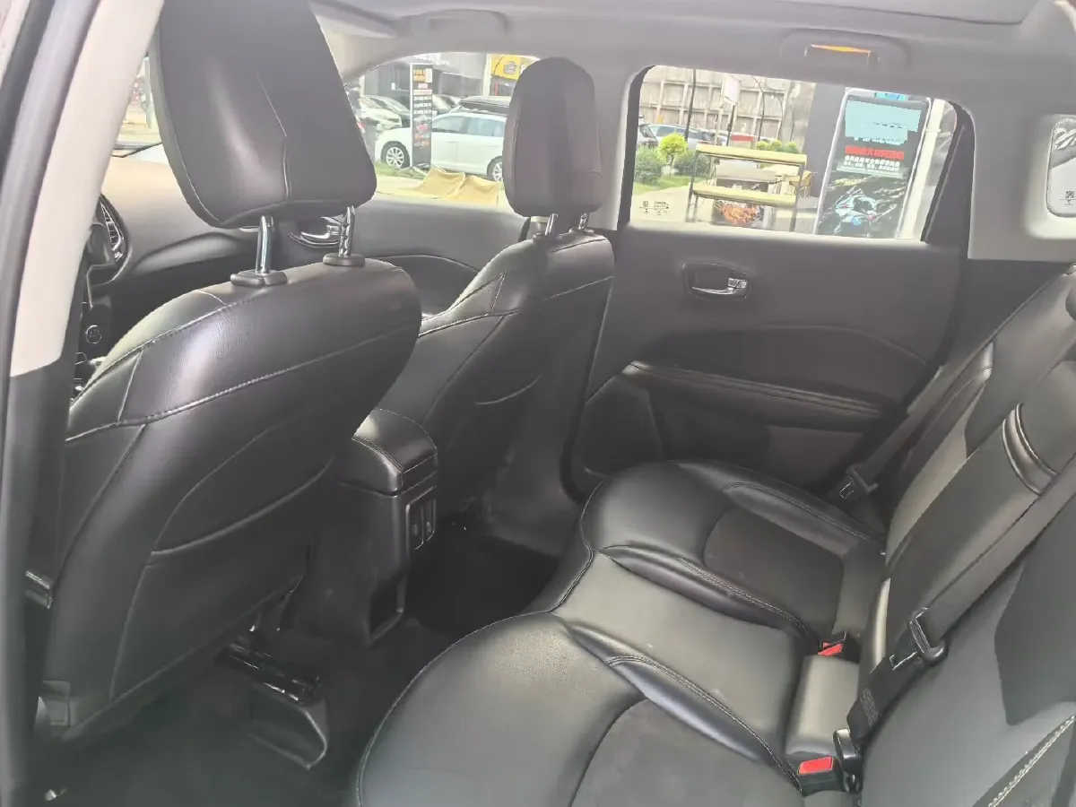 2017 Jeep Compass 1.4T 165HP L4 7DCT,autocango,china used car exporter,china ev exporter,chinese used car exporter,chinese used ev exporter