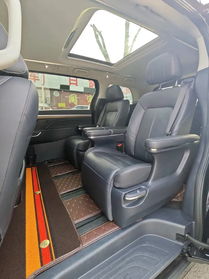 2021 GAC Trumpchi M8 2.0T 252HP L4 8AT,autocango,china used car exporter,china ev exporter,chinese used car exporter,chinese used ev exporter