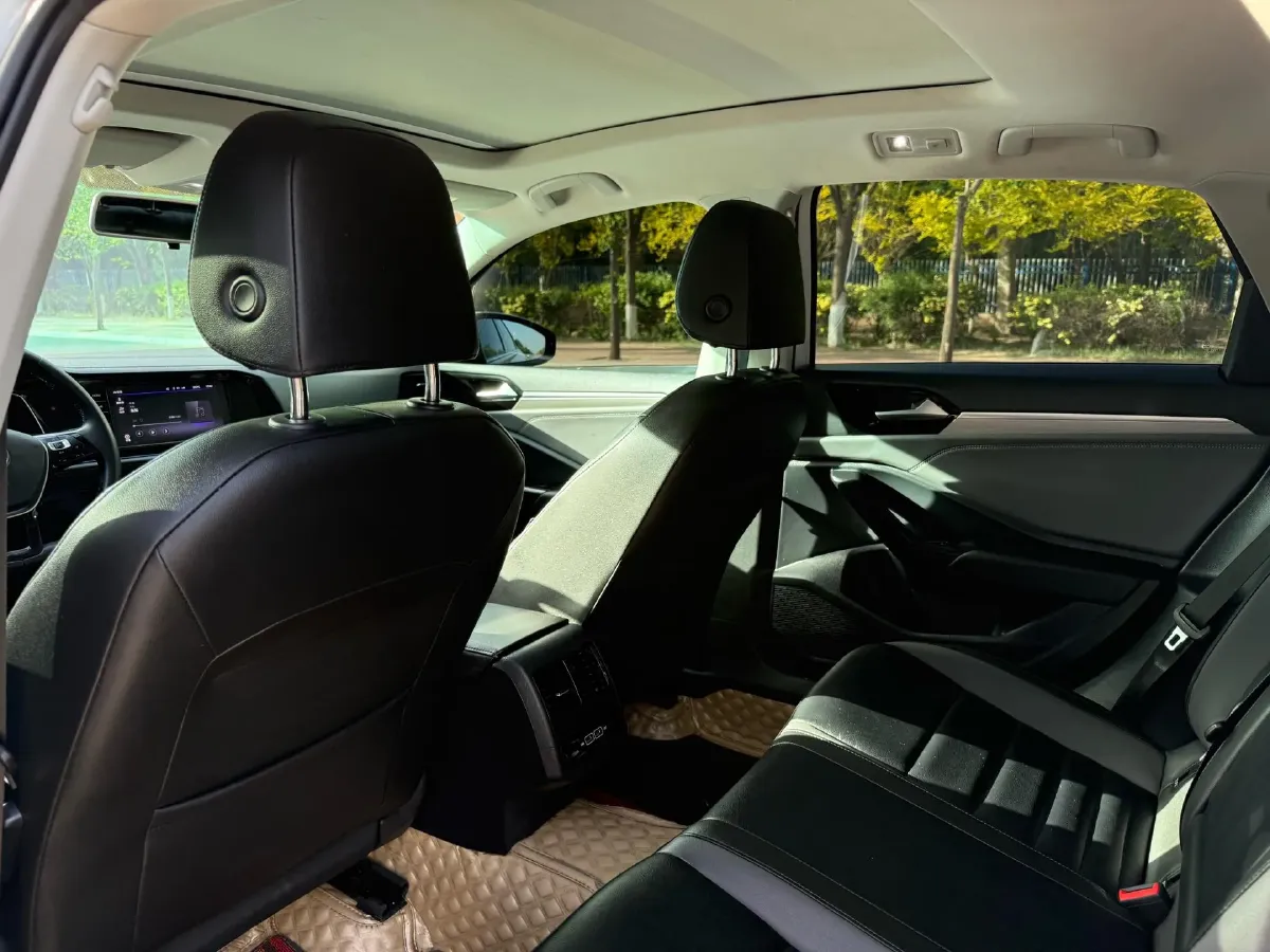 2020 Volkswagen Sagitar 1.2T 116HP L4 7DCT,autocango,china used car exporter,china ev exporter,chinese used car exporter,chinese used ev exporter