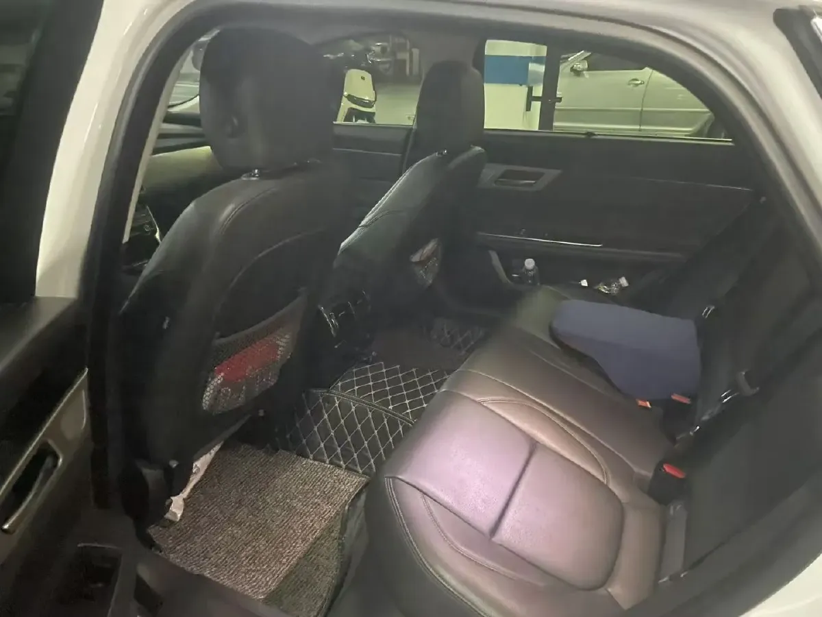 2018 Jaguar XEL 2.0T 200HP L4 8AT,autocango,china used car exporter,china ev exporter,chinese used car exporter,chinese used ev exporter