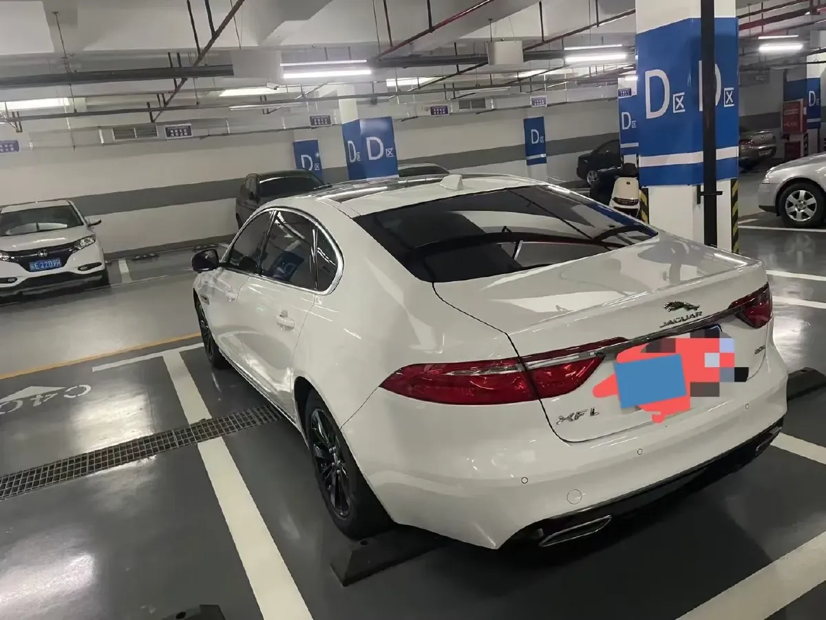 2018 Jaguar XEL 2.0T 200HP L4 8AT,autocango,china used car exporter,china ev exporter,chinese used car exporter,chinese used ev exporter