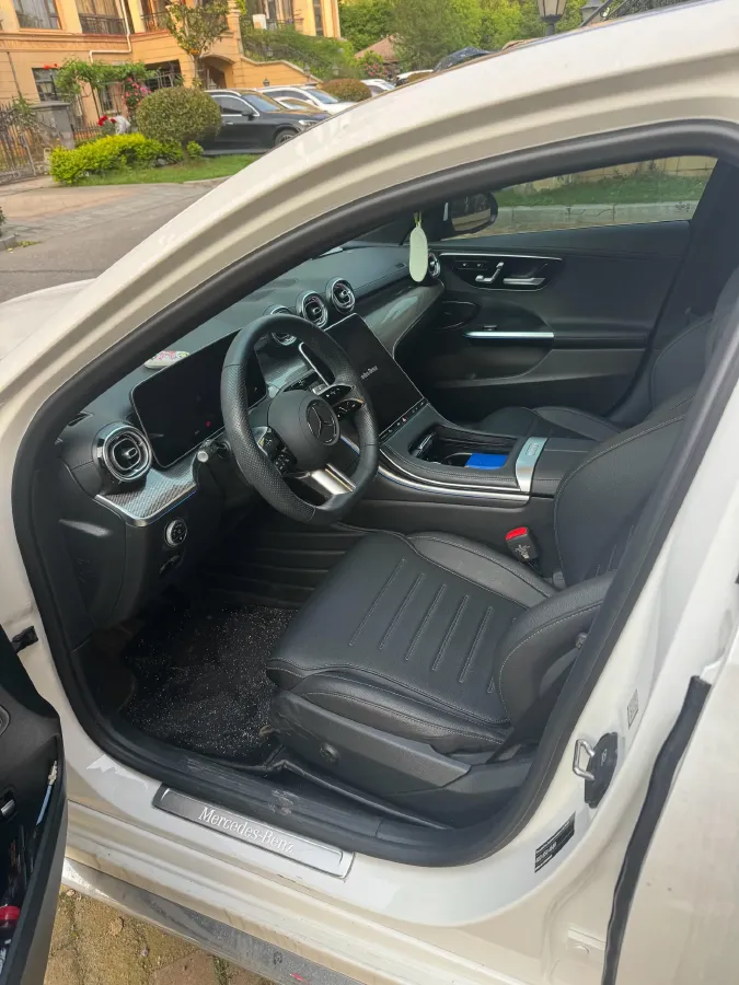 2024 Mercedes-Benz C Class 1.5T 204HP L4 9AT,autocango,china used car exporter,china ev exporter,chinese used car exporter,chinese used ev exporter