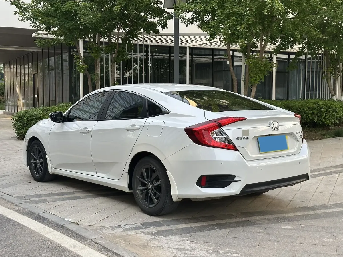 2019 Honda Civic 1.5T 177HP L4 6MT,autocango,china used car exporter,china ev exporter,chinese used car exporter,chinese used ev exporter