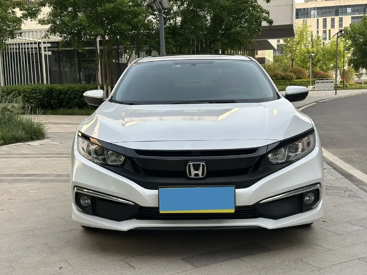 2019 Honda Civic 1.5T 177HP L4 6MT,autocango,china used car exporter,china ev exporter,chinese used car exporter,chinese used ev exporter