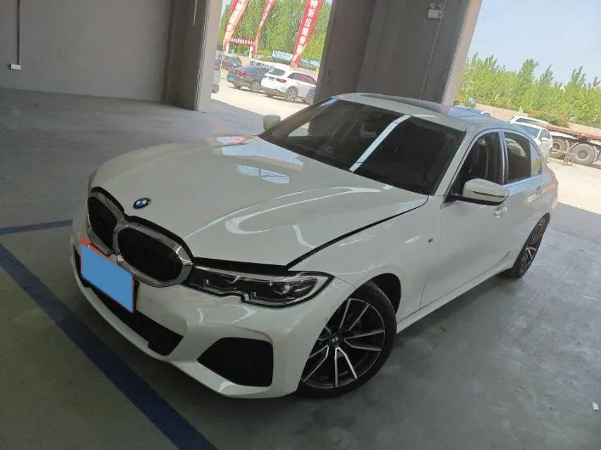 2021 BMW 3 Series 2.0T 184HP L4 8AT,autocango,china used car exporter,china ev exporter,chinese used car exporter,chinese used ev exporter