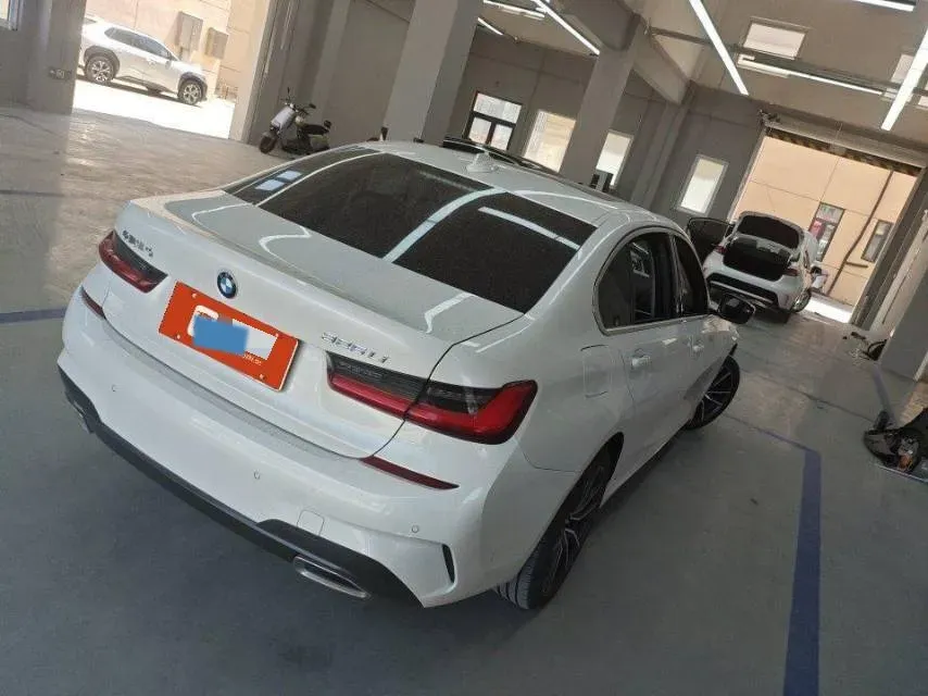 2021 BMW 3 Series 2.0T 184HP L4 8AT,autocango,china used car exporter,china ev exporter,chinese used car exporter,chinese used ev exporter