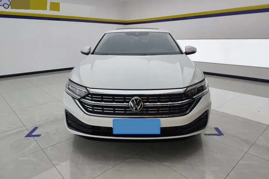 2006 Volkswagen Sagitar 1.6L 100HP L4 5MT,autocango,china used car exporter,china ev exporter,chinese used car exporter,chinese used ev exporter