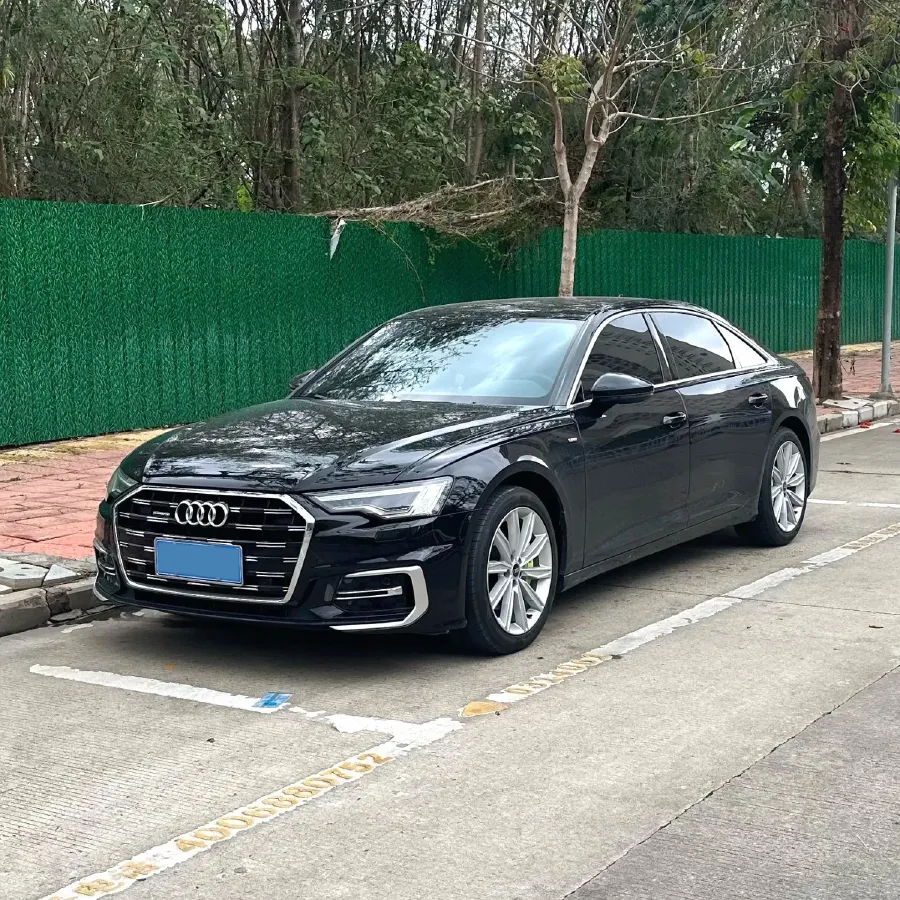 2023 Audi A6L 2.0T 245HP L4 7DCT,autocango,china used car exporter,china ev exporter,chinese used car exporter,chinese used ev exporter