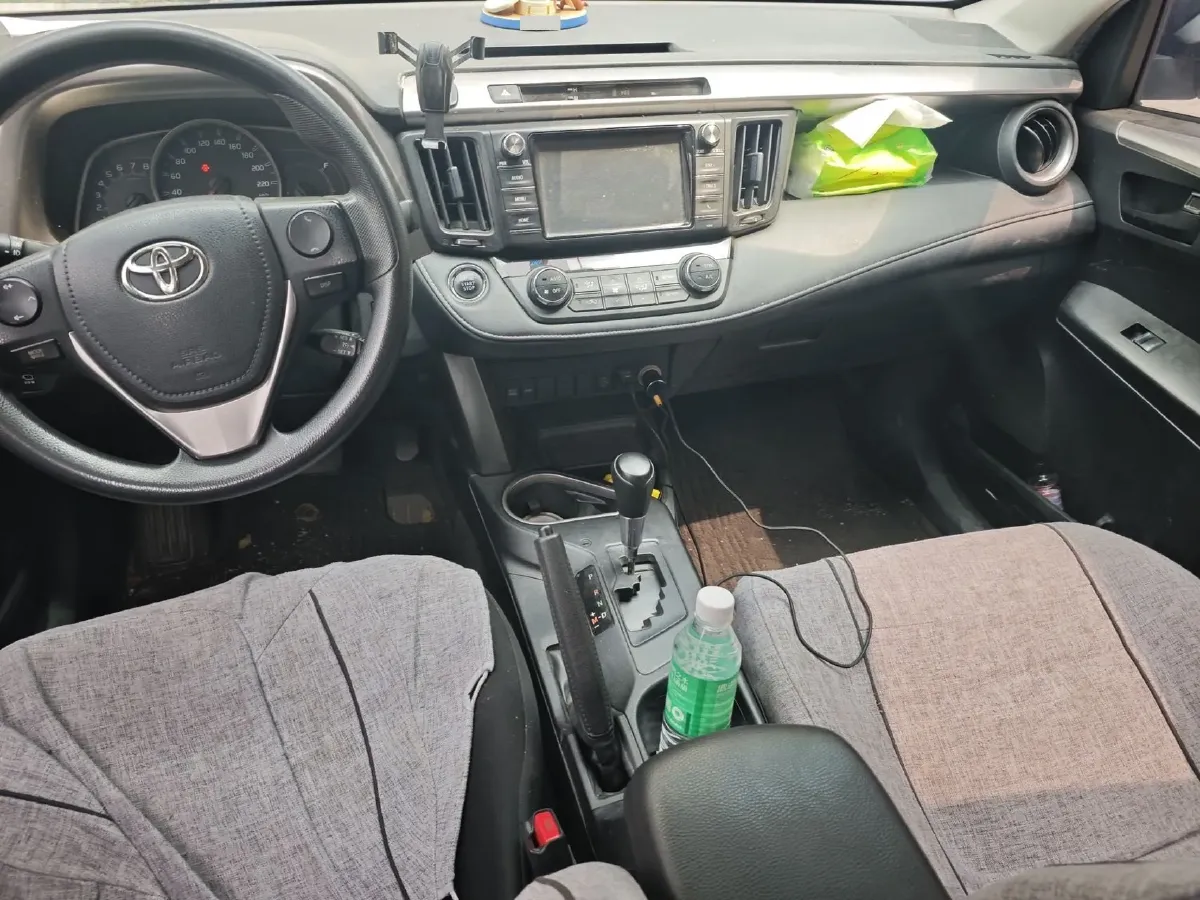 2018 Toyota RAV4 2.0L 151HP L4 CVT,autocango,china used car exporter,china ev exporter,chinese used car exporter,chinese used ev exporter