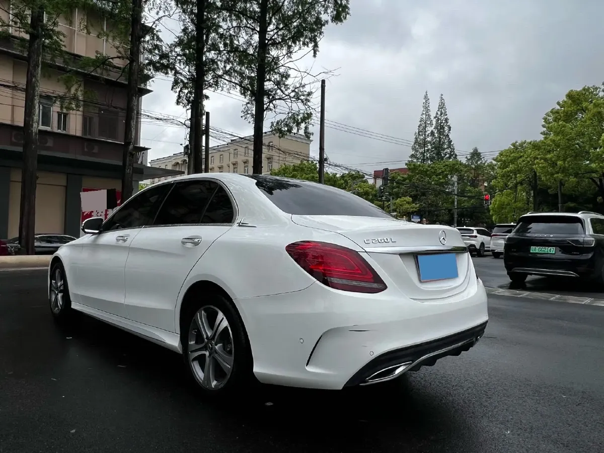 2021 Mercedes-Benz C Class 1.5T 184HP L4 9AT,autocango,china used car exporter,china ev exporter,chinese used car exporter,chinese used ev exporter
