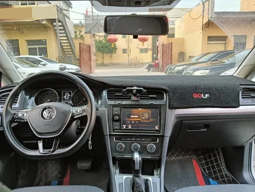 2018 Volkswagen Golf 1.6L 110HP L4 6AT,autocango,china used car exporter,china ev exporter,chinese used car exporter,chinese used ev exporter