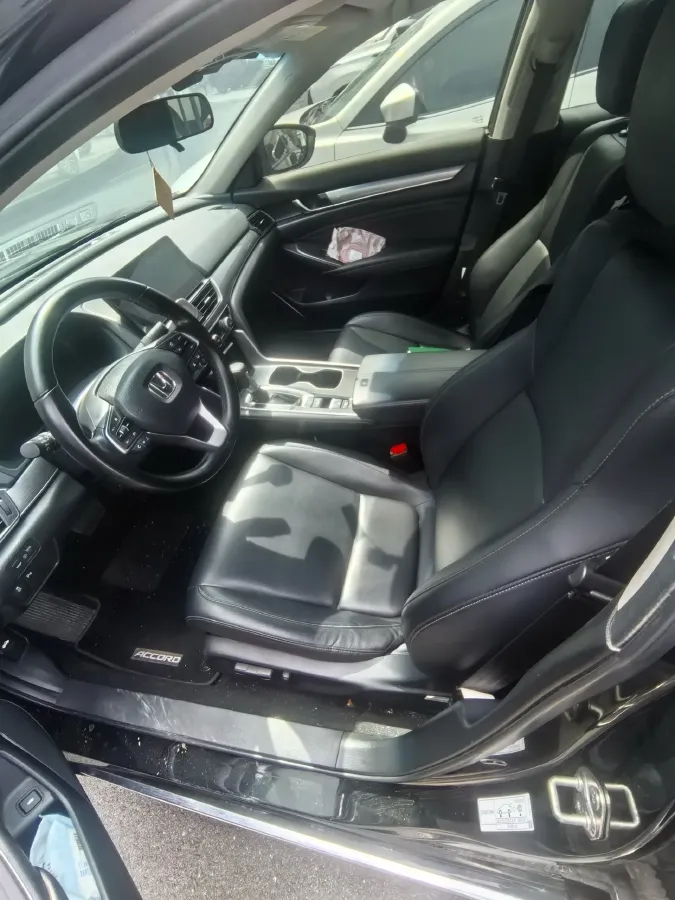 2022 Honda Accord 1.5T 194HP L4 CVT,autocango,china used car exporter,china ev exporter,chinese used car exporter,chinese used ev exporter