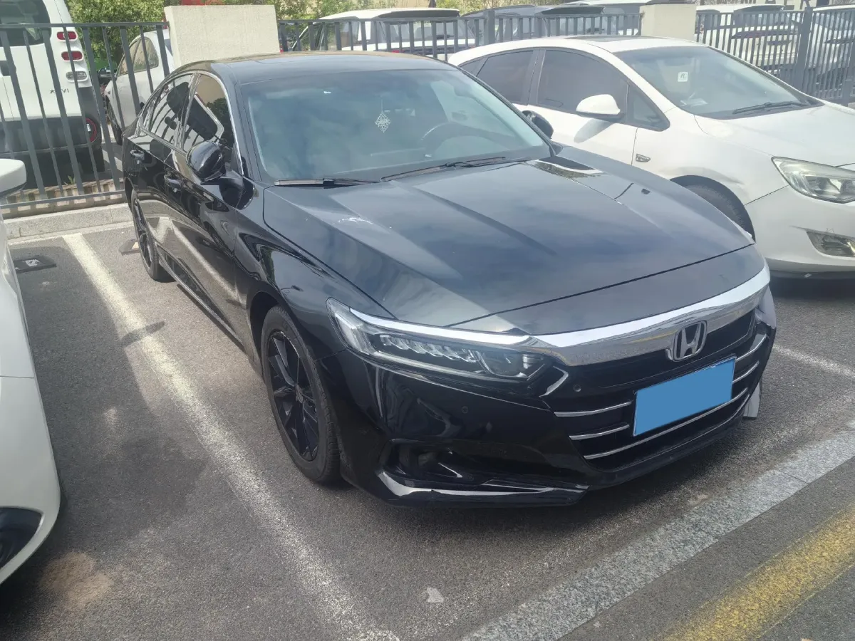 2022 Honda Accord 1.5T 194HP L4 CVT,autocango,china used car exporter,china ev exporter,chinese used car exporter,chinese used ev exporter