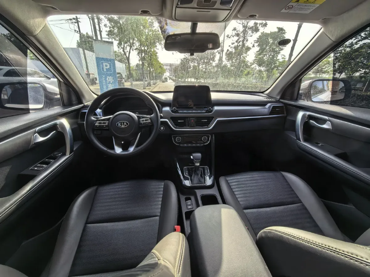 2019 Kia Sportage R 2.0L 160HP L4 6AT,autocango,china used car exporter,china ev exporter,chinese used car exporter,chinese used ev exporter