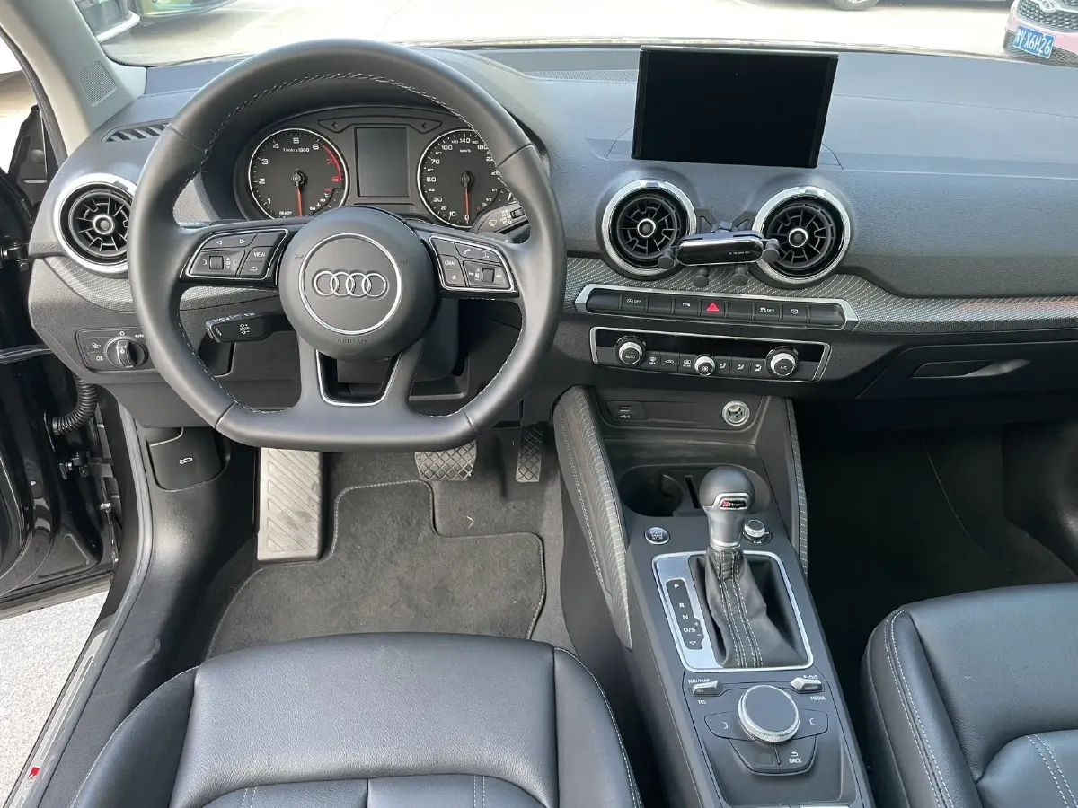 2022 Audi Q2L 1.4T 150HP L4 7DCT,autocango,china used car exporter,china ev exporter,chinese used car exporter,chinese used ev exporter