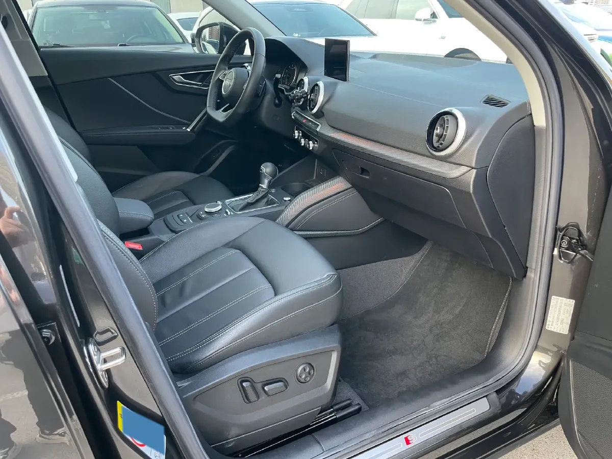 2022 Audi Q2L 1.4T 150HP L4 7DCT,autocango,china used car exporter,china ev exporter,chinese used car exporter,chinese used ev exporter